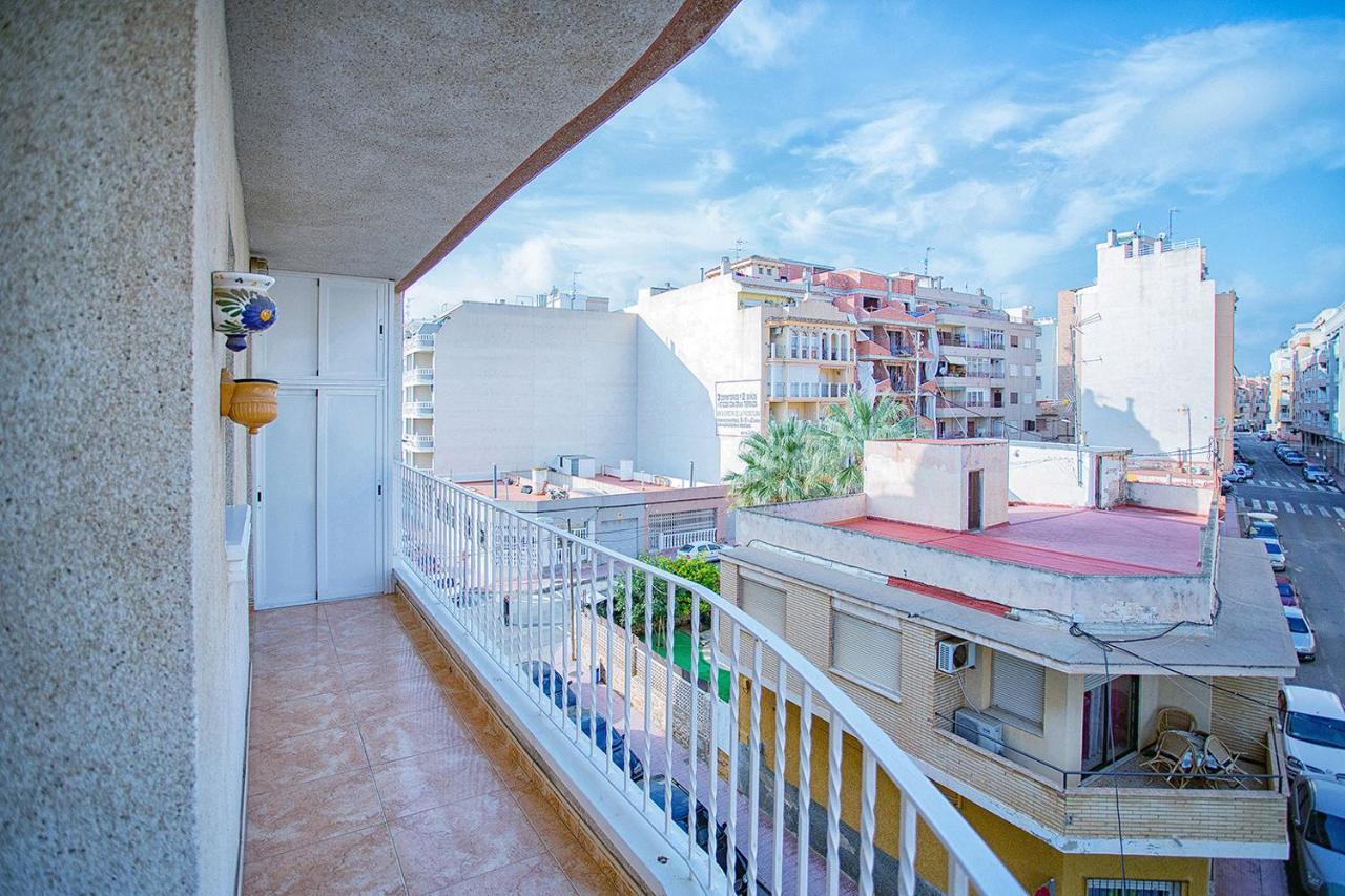 125 City Beach - Alicante Holiday Torrevieja Kültér fotó