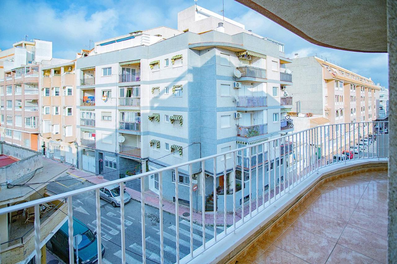 125 City Beach - Alicante Holiday Torrevieja Kültér fotó